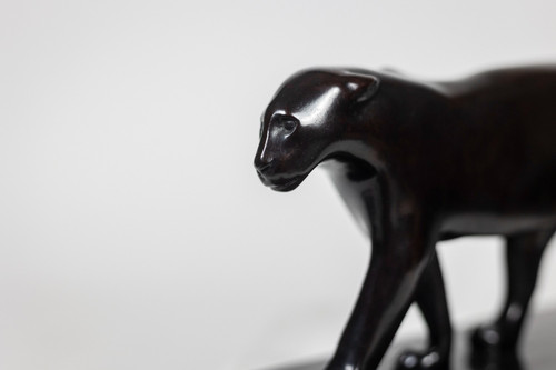 François Pompon. « Panthère noire », bronze, tirage de 2006.