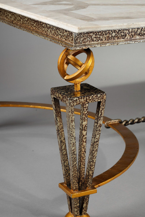 Table basse dans le goût de Gilbert Poillerat 