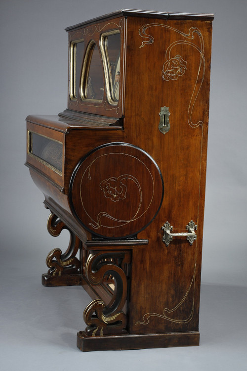 IMPORTANT SELF-PLAYING PIANO "LA VICTOIRE" STAMPED BLANCHE-PETIT & GOFFART 