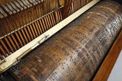IMPORTANT SELF-PLAYING PIANO "LA VICTOIRE" STAMPED BLANCHE-PETIT & GOFFART 