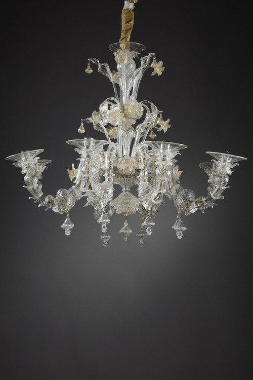 LARGE MURANO GLASS CHANDELIER WITH EIGHT ARMS OF LIGHT DECORATED WITH GOLD 