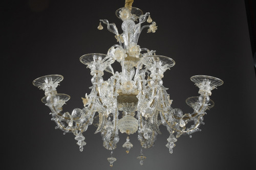 LARGE MURANO GLASS CHANDELIER WITH EIGHT ARMS OF LIGHT DECORATED WITH GOLD 