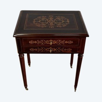  Petite table travailleuse, époque Charles X – Début XIXe 