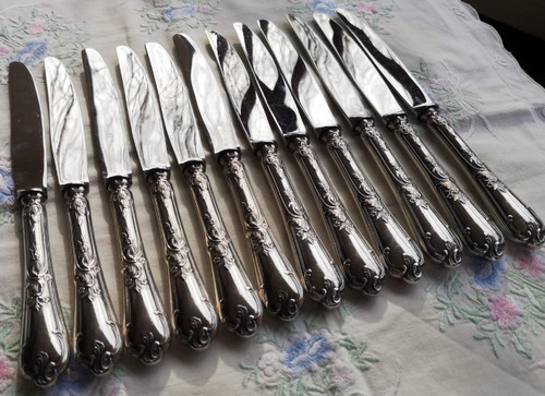 12 entremets/dessert knives Louis XV model Orfèvrerie Le Mondial