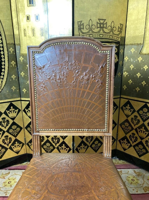 Suite di 10 sedie in pelle in stile Luigi XVI