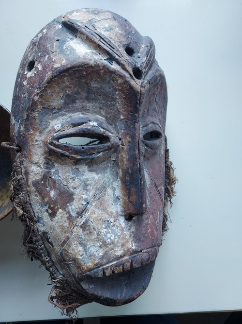 Lega-Chi-Maske