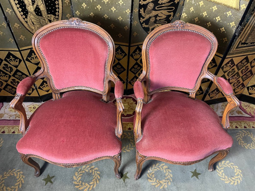 Pair De Fauteuils Cabriolets De Style Louis XV