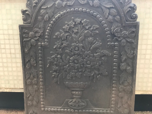 Beautiful old cast iron fireback from the 18th century