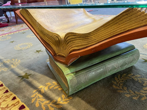 Table Basse Avec Pieds En Forme De Livres « conte »
