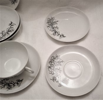 9 Tasses à thé porcelaine Limoges design Françoise Adnet pour Giraud&Brousseau