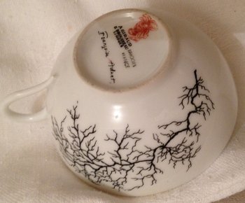 9 Tasses à thé porcelaine Limoges design Françoise Adnet pour Giraud&Brousseau