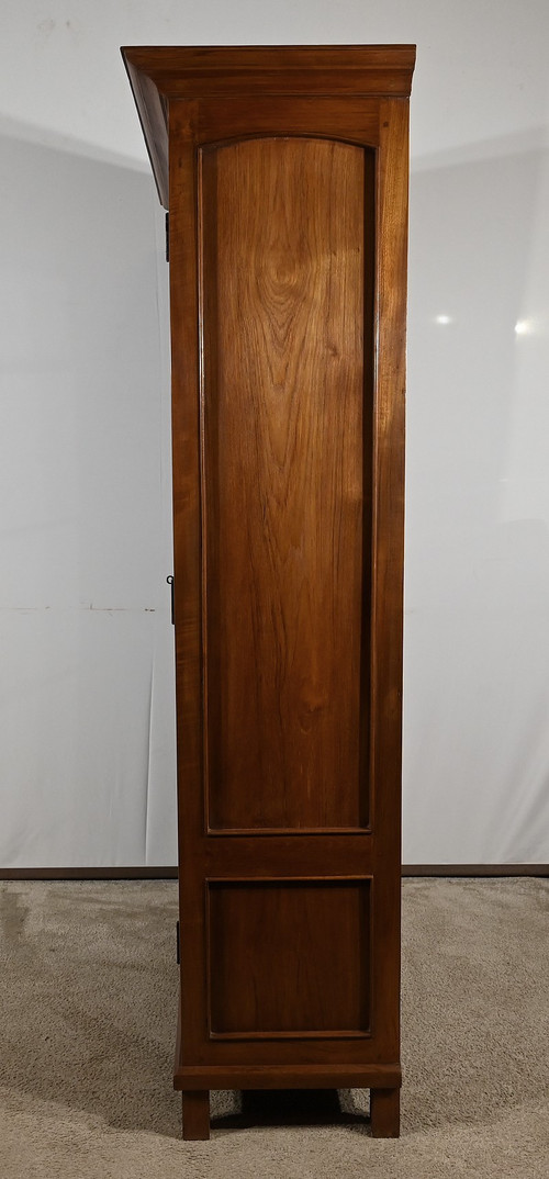 Pondicherry Showcase Library in Teak – 1900
