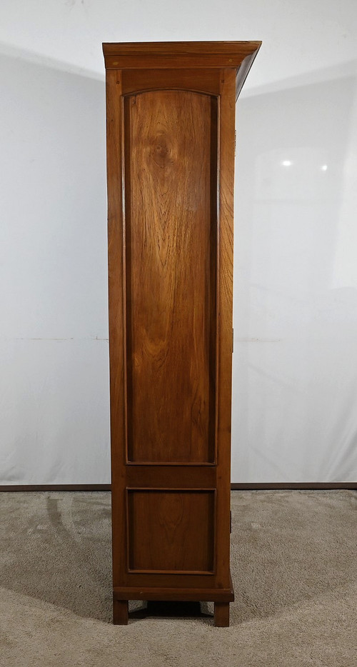 Pondicherry Showcase Library in Teak – 1900