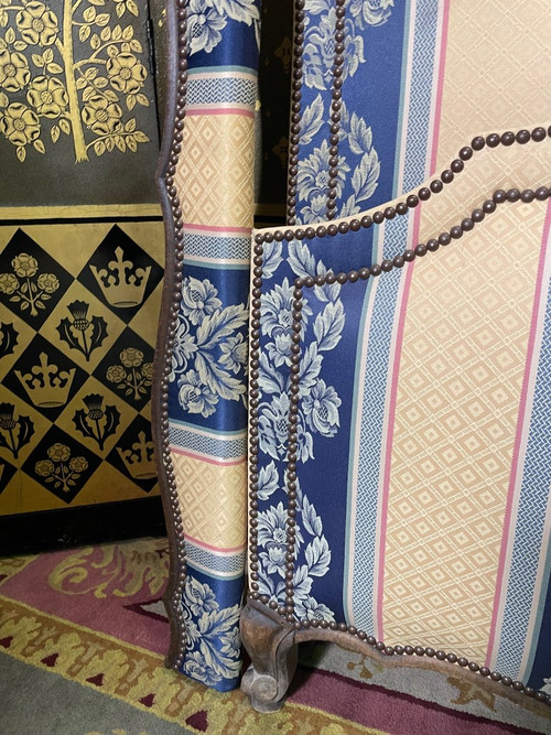 Letto imbottito in stile Luigi XV