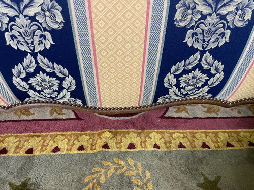 Letto imbottito in stile Luigi XV