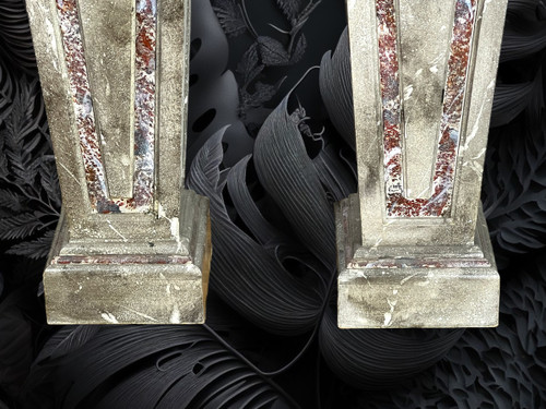 PAIR OF SHEATHS / SELLETTES / IN MARBLE-LIKE PATINATED WOOD FROM THE 1900S
