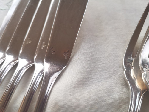 6 pieces of silver-plated fish cutlery Pompadour model Christofle silverware