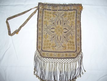 Réticule en sablé de perles vers 1910-1920