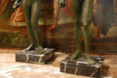 Zwei Große Statuen Griechischer Krieger aus Riace Nach Der Antike