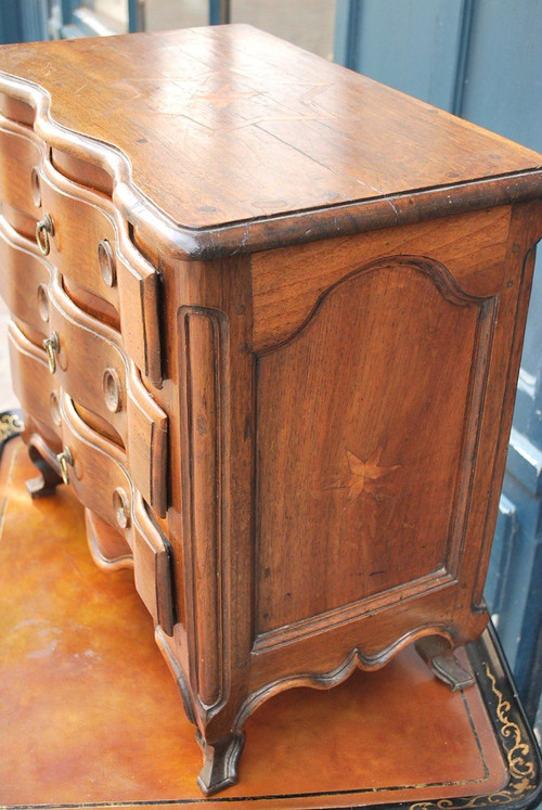 Commode De Maitrise époque Louis XV, XVIIIe siècle
