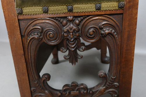 Pair of Renaissance-style armchairs