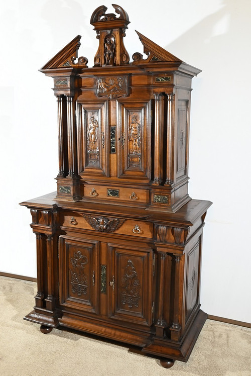 Small two-part sideboard in solid walnut, Renaissance style - Mid-19th century