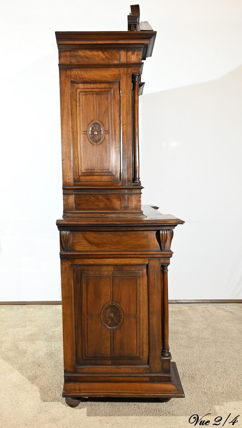 Small two-part sideboard in solid walnut, Renaissance style - Mid-19th century
