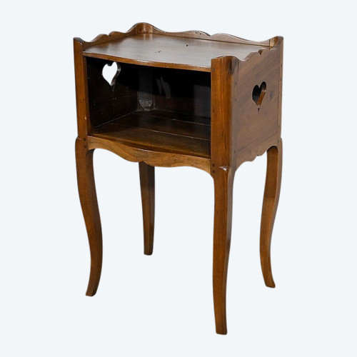 Small solid walnut snack table, Louis XV - 18th century