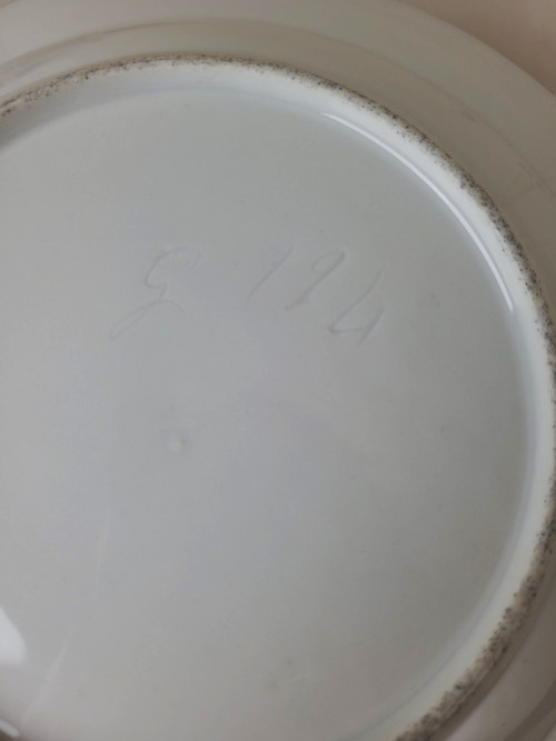  Macé, Sèvres, 12 Assiettes En Porcelaine, XIXème Siècle