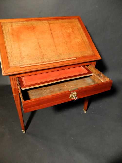 Table d'architecte dite à la Tronchin estampillée Vassou