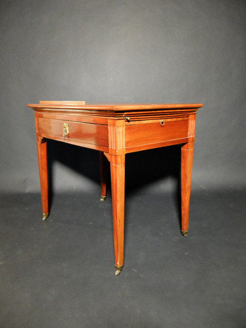 Table d'architecte dite à la Tronchin estampillée Vassou