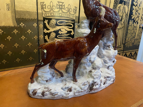 Coppia Di Camosci In Porcellana
