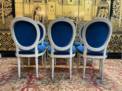 Suite Of 6 Louis XVI Style Medallion Chairs