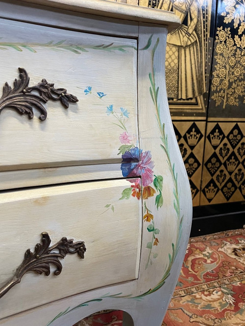 Commode Peinte De Style Louis XV