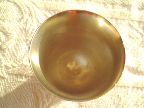 Graziosi timpani su piedistallo con motivo gadroon dell'orafo Christofle