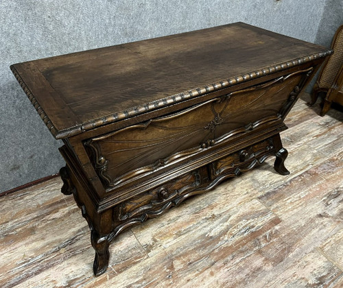 Impastatrice piemontese stile Luigi XV in noce massello circa 1850