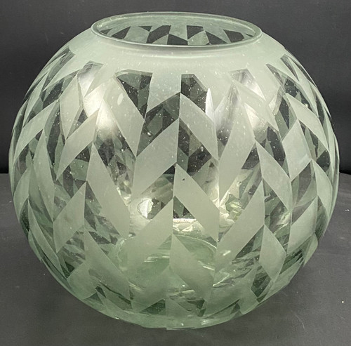 GLASS VASE 1930