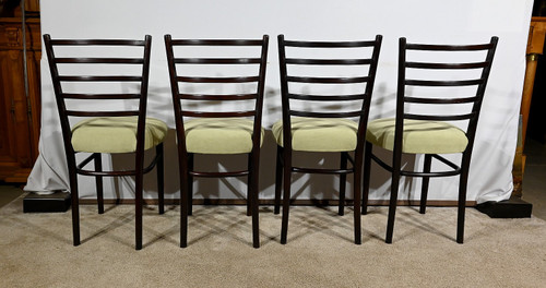 Suite mit 4 skandinavischen Stühlen aus gebeiztem Holz – 1960