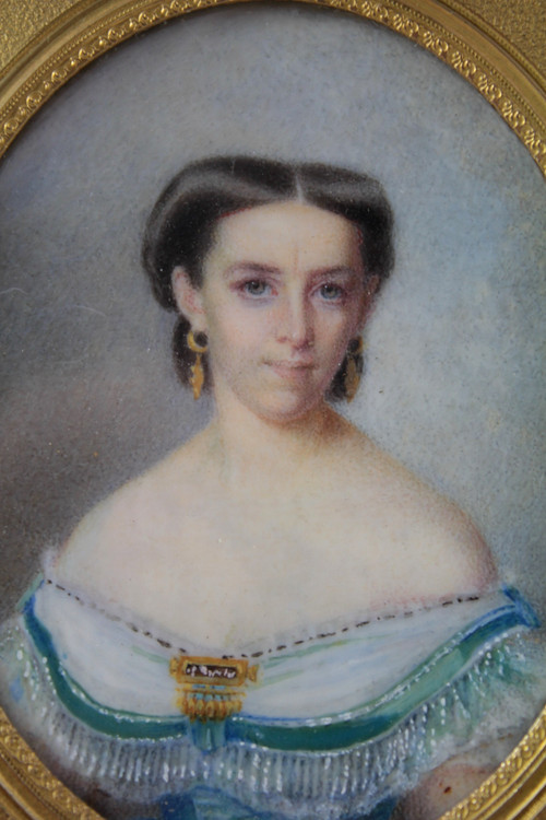 Miniature peinte de Louise Besnard (1816-1879) et cadre en bronze doré Picart