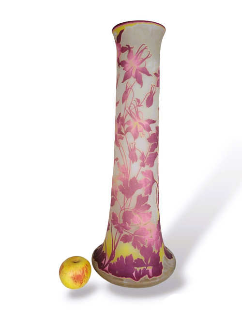 Large Vase With columbines, E Gallé, Art Nouveau