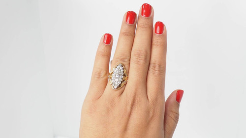 Anello Marquise in oro giallo e diamanti