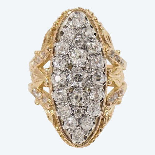 Marquise ring in yellow gold and diamonds