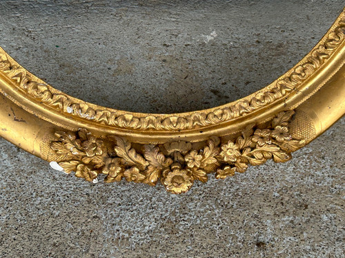 Important Cadre Ovale En Bois Doré D’époque Régence - XVIIIème Siècle 