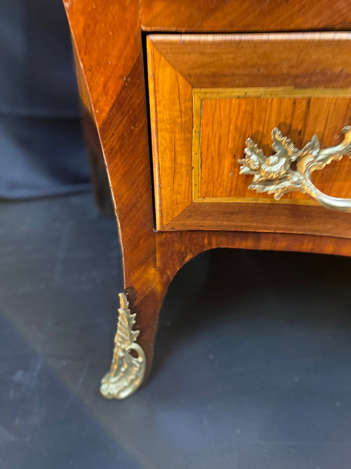 Commode Louis XV d’époque 18e siècle estampillée 