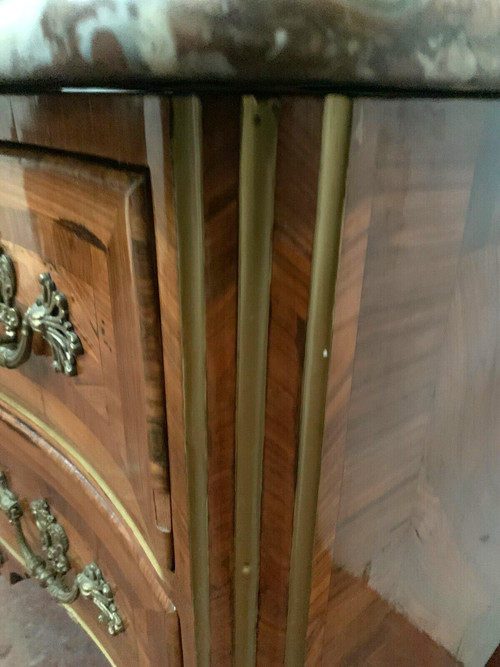 Louis XV saute chest of drawers with curved facade 18th century
