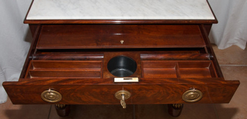 Periodo di restauro della toeletta in mogano 1820-1830