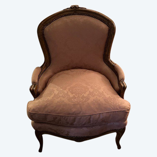 Beautiful Louis XV period walnut shepherd's chair circa 1760