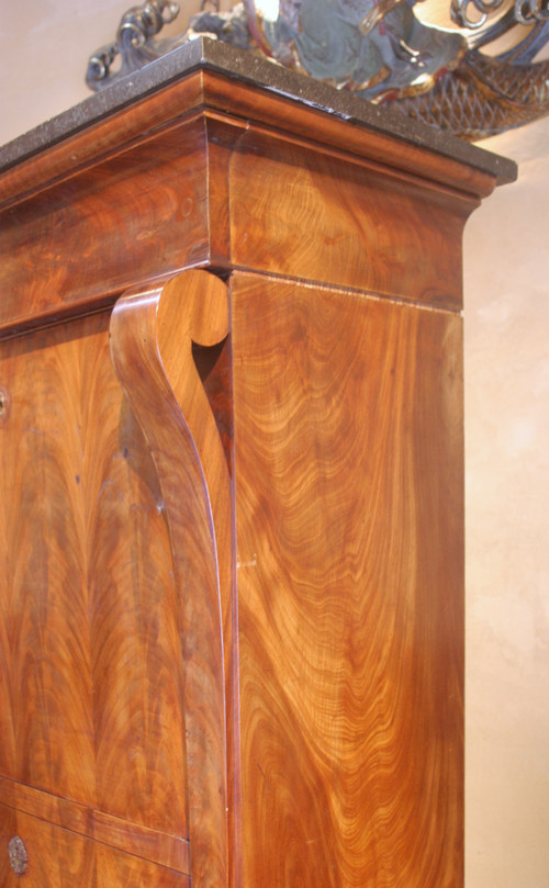 Restauro della segreteria a Walnut