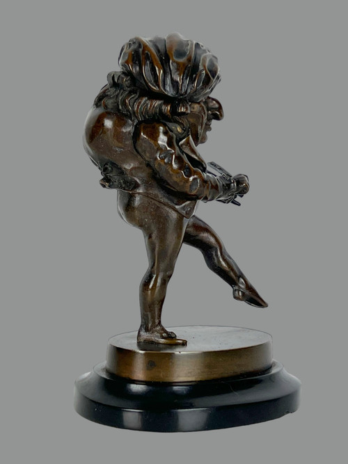 XIX secolo PIRROGENO / CARAZZE IN BRONZO SU BASE DI MARMO "LE GROTESQUE