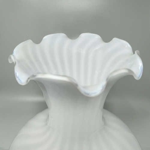 1960s Astonishing Vase By Dogi in Murano Glass. Made in Italy